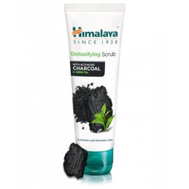 Detoxifying Scrub with Activated Charcoal & Green Tea Himalaya 75 ml.